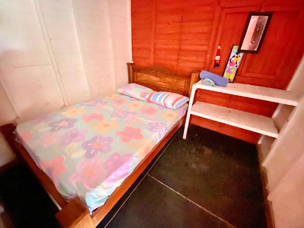 איסלה מוקורה Hostal Paraiso חדר תמונה