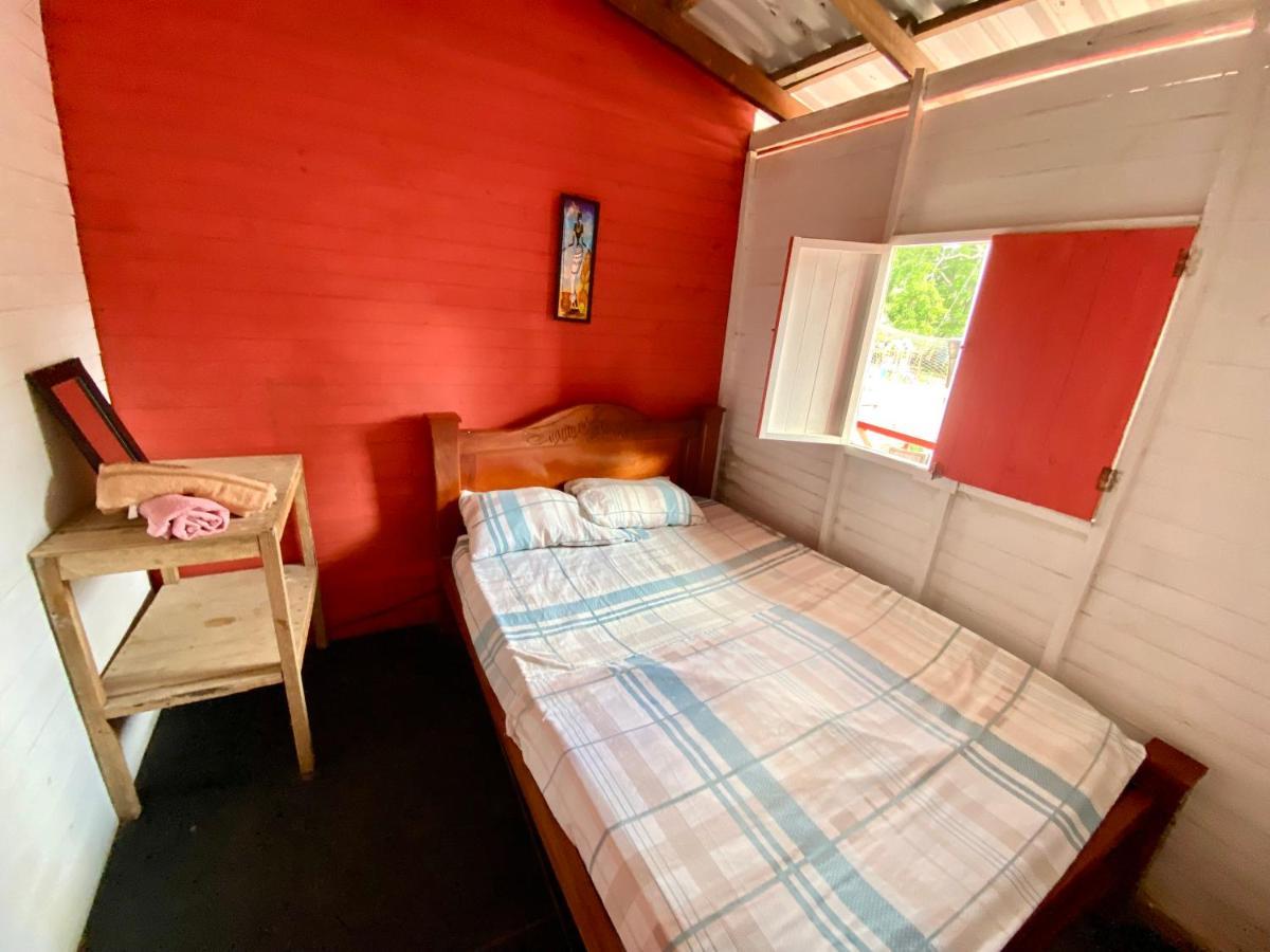 איסלה מוקורה Hostal Paraiso חדר תמונה