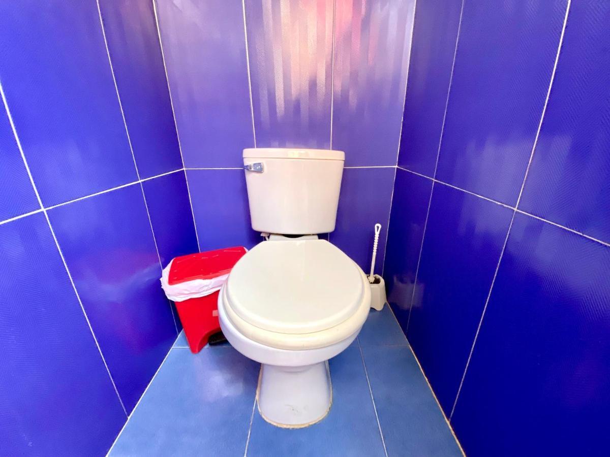 איסלה מוקורה Hostal Paraiso מראה חיצוני תמונה